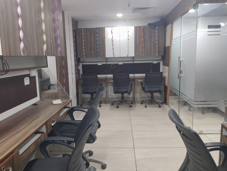 Floor Plan, netaji subhash place Commercial Office Space 979 Sq.Ft. In Netaji Subhash Place Delhi 8819535
