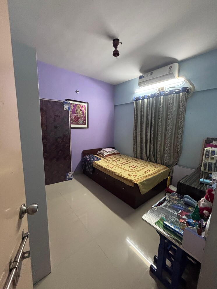 Bedroom, shapoorji-pallonji-shukho-brishti 3 Bedroom 970 Sq.Ft. Apartment In Rajarhat New Town Kolkata 8819532