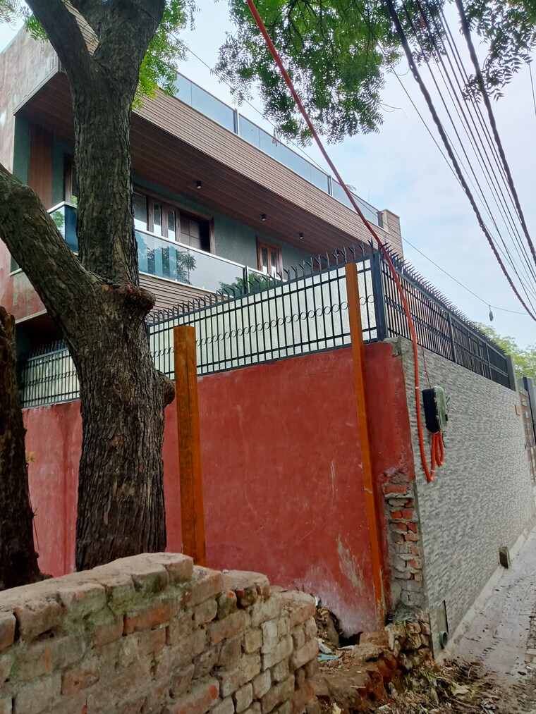 Exterior View, anupam garden 3 Bedroom 4500 Sq.Ft. Villa In Anupam Garden Delhi 8819541