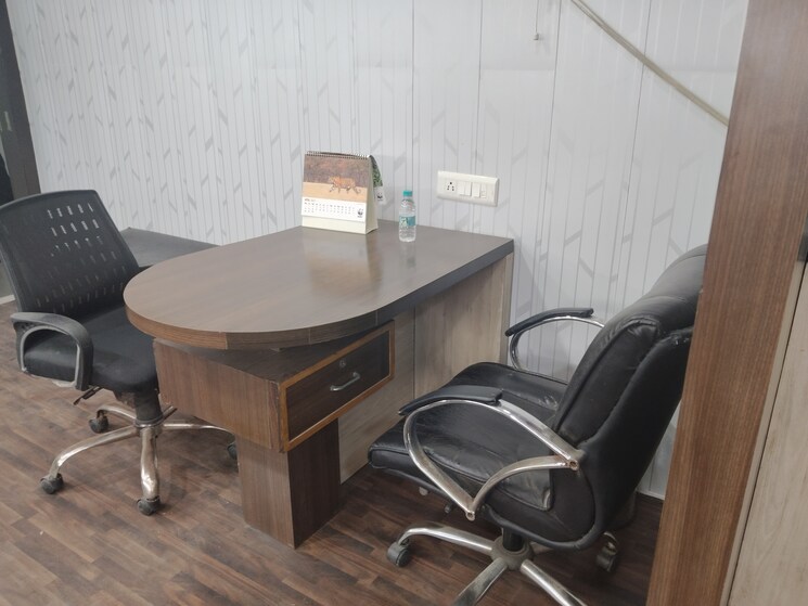 Team Area, netaji subhash place Commercial Office Space 532 Sq.Ft. In Netaji Subhash Place Delhi 8819561