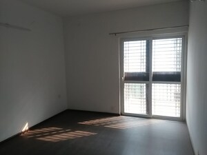 Room in 3 BHK Builder Floor at BPTP Elite Floors, Sector 83 – for Sale