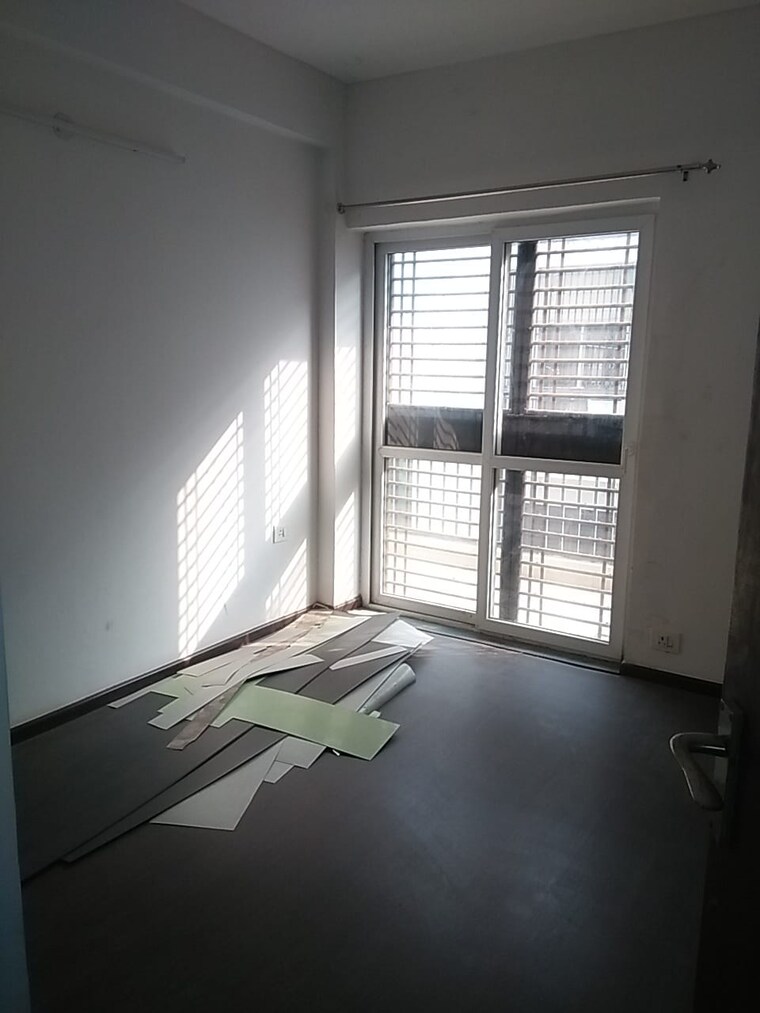 Room, bptp-elite-floors 3 Bedroom 250 Sq.Yd. Builder Floor In Sector 83 Faridabad 8819573