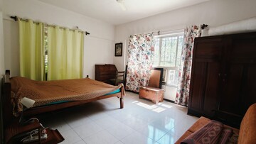 Bedroom in 3.5 BHK Apartment at Lapis Lazuli Apartment, Koregaon Park – for Rent