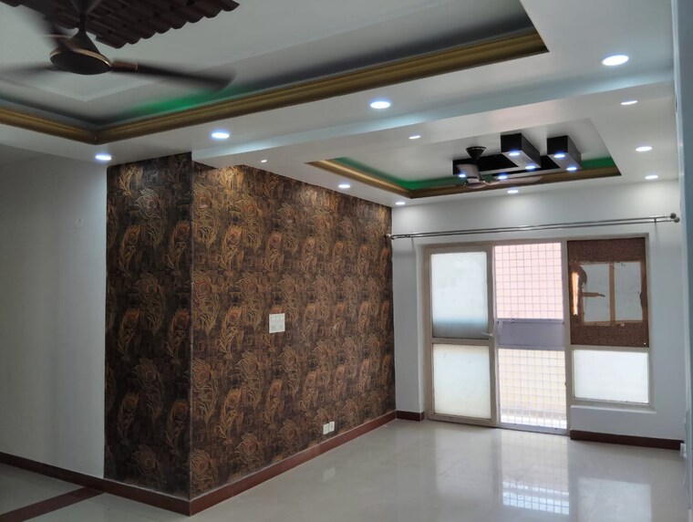 Living Room, bptp-park-floors-ii 3 Bedroom 1558 Sq.Ft. Builder Floor In Sector 76 Faridabad 8819593