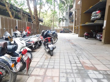 Parking in  Pg at Goregaon West – for Rent