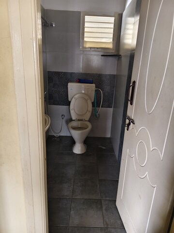 Bathroom in 1 BHK Builder Floor at Halasuru – for Rent