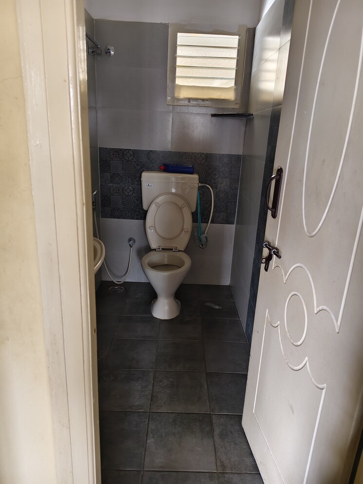 Bathroom, halasuru 1 Bedroom 550 Sq.Ft. Builder Floor In Halasuru Bangalore 8819600