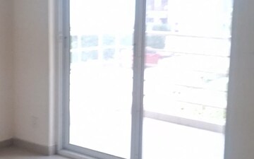 Room in 2 BHK Apartment at Assotech Blith, Sector 99 – for Sale