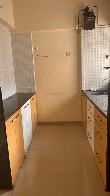 Bathroom in 2 BHK Apartment at Akar Pinnacle, Borivali East – for Rent