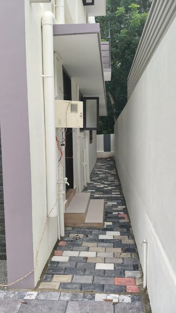 Staircase in 3 BHK Villa at Kazhakkoottam – for Sale