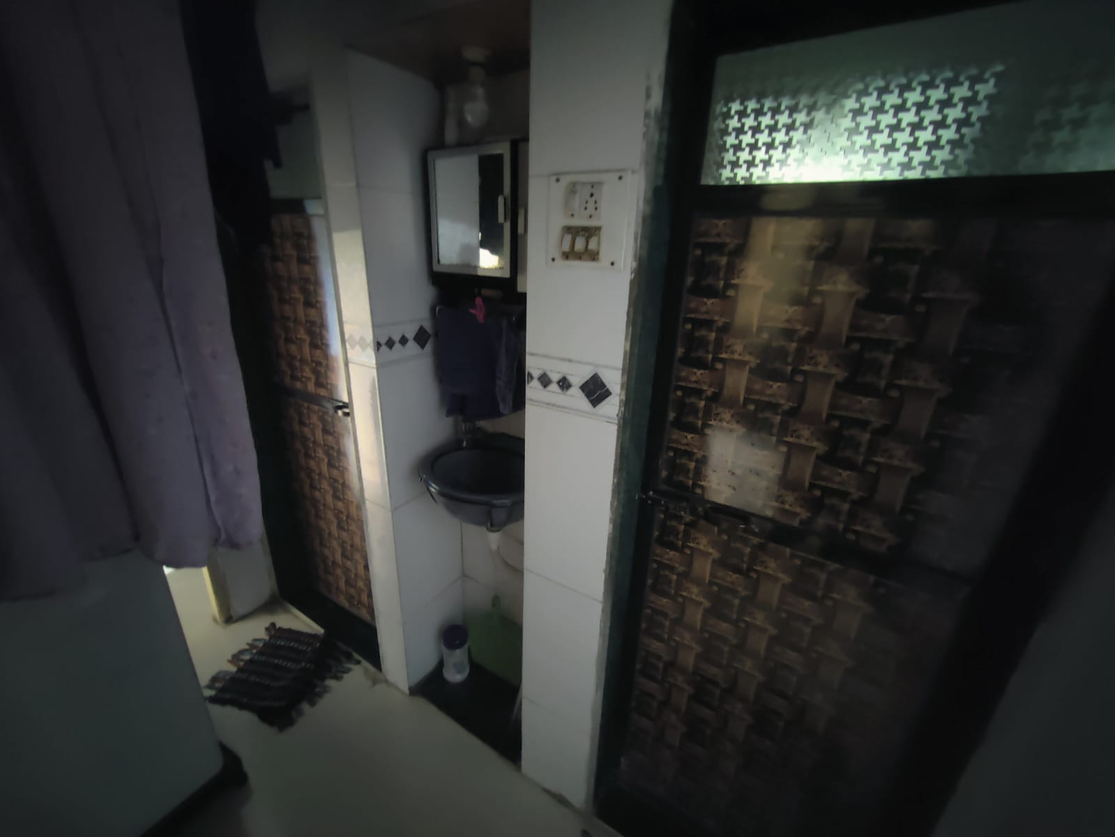 1 BHK Apartment For Rent in Shivalaya Chs,shantivan