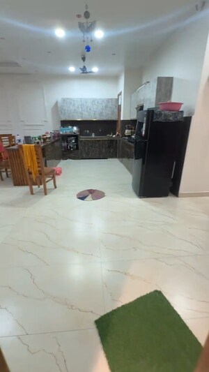 Master Bedroom in 6+ BHK Villa at Wave City, Wave City – for Sale