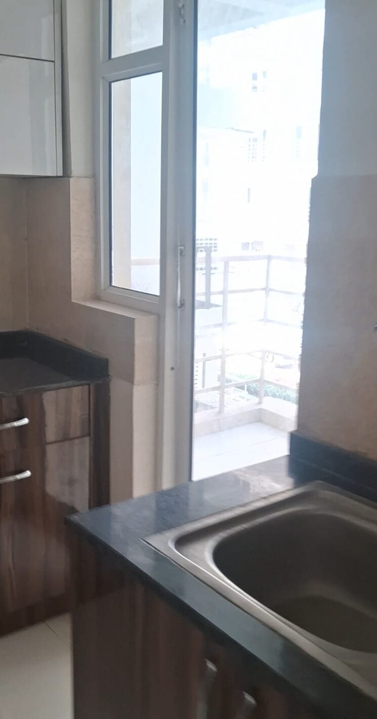 Kitchen, assotech-blith 3.5 Bedroom 2400 Sq.Ft. Apartment In Sector 99 Gurgaon 8819655
