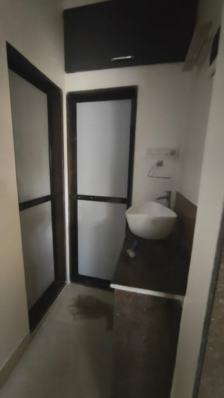 Attached Bathroom, om-yogeshwar 1 Bedroom 550 Sq.Ft. Apartment In Dahisar West Mumbai 8819877