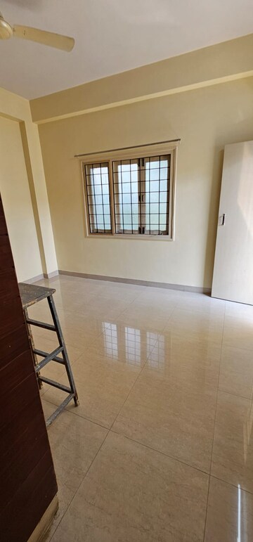 Room in 1 RK Apartment at Puri Diplomatic Greens Phase I, Sector 111 – for Rent