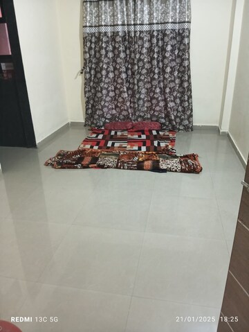 1 BHK Apartment For Rent in Parasnath Nagari, Naigaon East