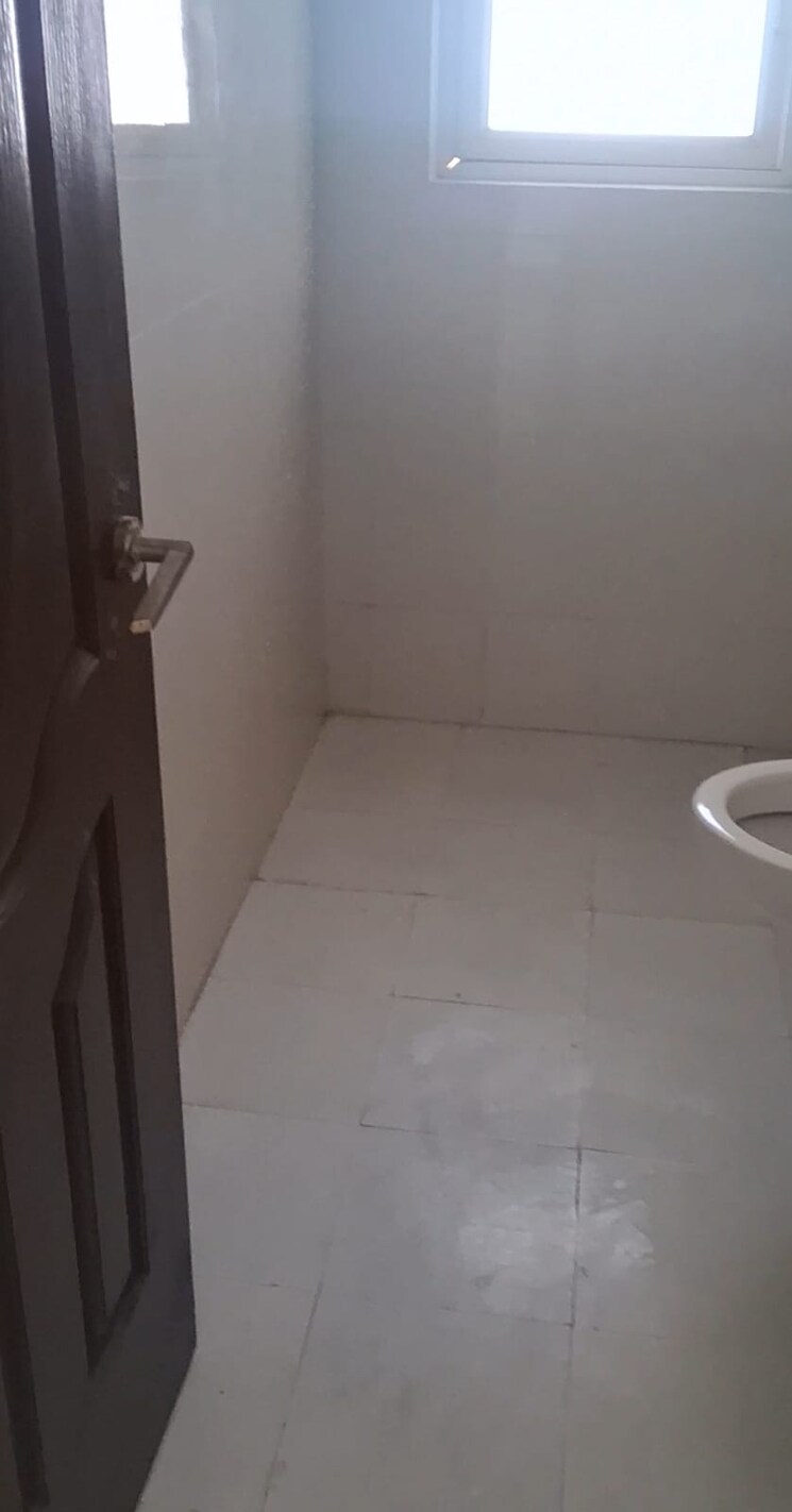 Bathroom, pareena-coban-residences 2.5 Bedroom 1550 Sq.Ft. Apartment In Sector 99a Gurgaon 8819706