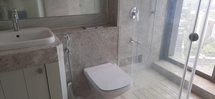 Bathroom, rustomjee-crown 5 Bedroom 3090 Sq.Ft. Apartment In Prabhadevi Mumbai 8819786