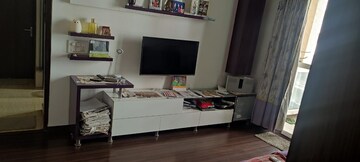 Bedroom in 2 BHK Apartment at Max Towers, Sector 16b – for Rent