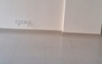 Room in 3 BHK Apartment at Pareena Coban Residences, Sector 99a – for Sale