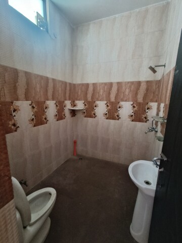 Bathroom in 2 BHK Builder Floor at Sector 56 – for Rent