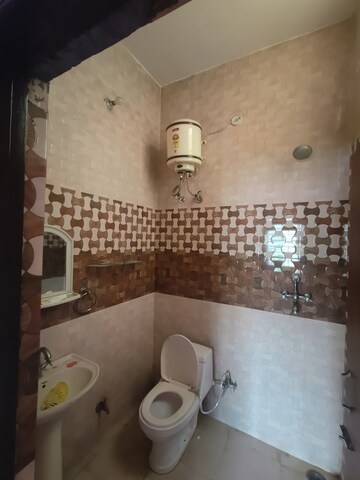 Bathroom in 2 BHK Builder Floor at Sector 56 – for Rent