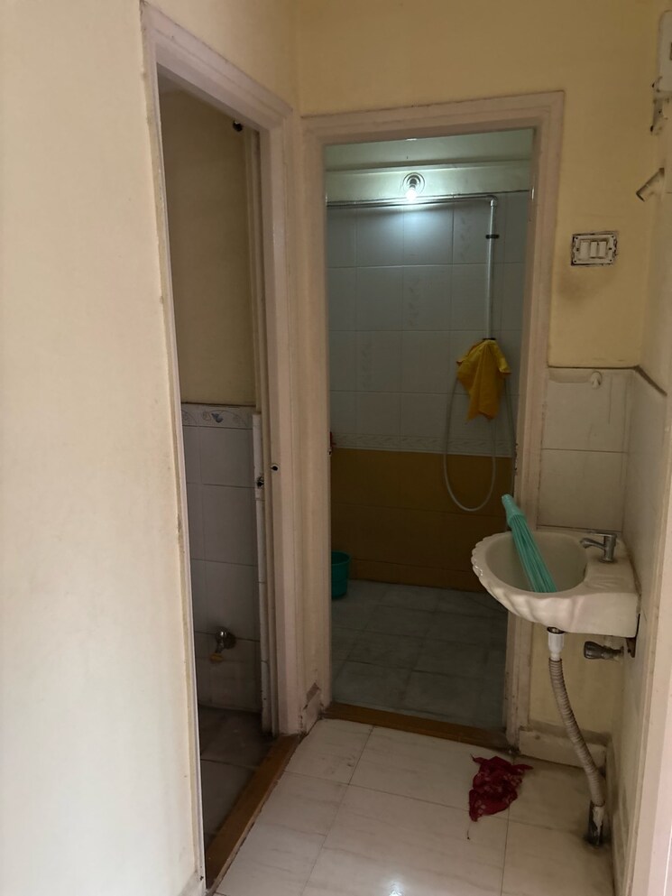 Bathroom, shree-venkatesh-puram 1 Bedroom 625 Sq.Ft. Apartment In Ambegaon Budruk Pune 8817186
