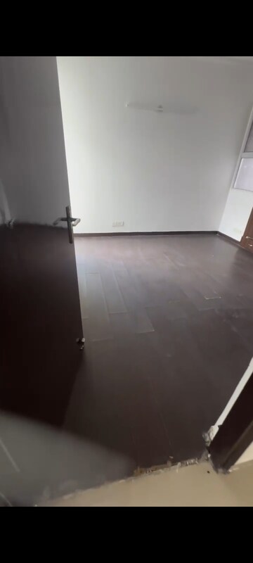 Room in 2 BHK Apartment at Assotech The Nest, Sain Vihar – for Sale