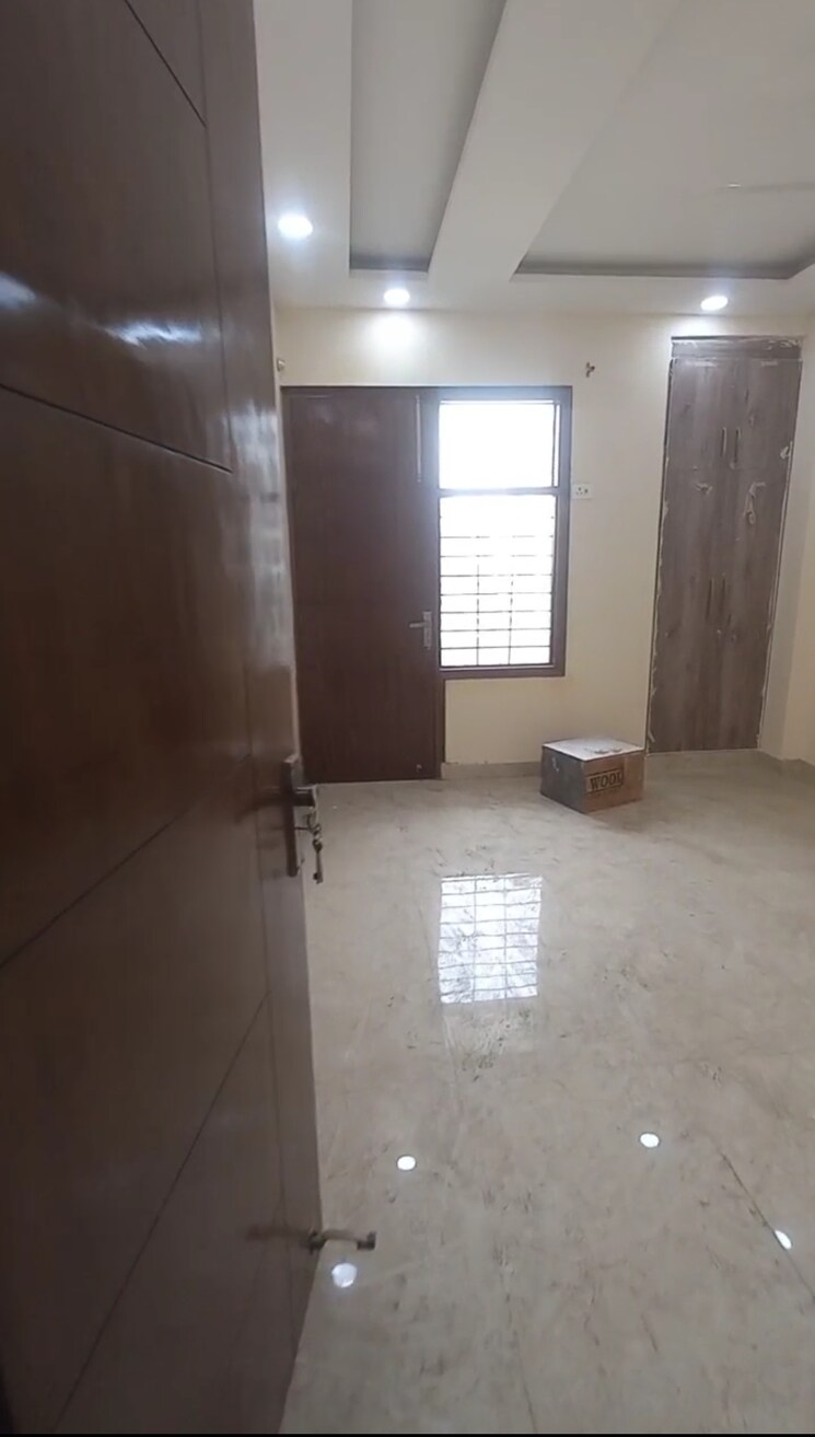 Room, fidato-honour-homes 3 Bedroom 180 Sq.Yd. Builder Floor In Sector 89 Faridabad 8819960