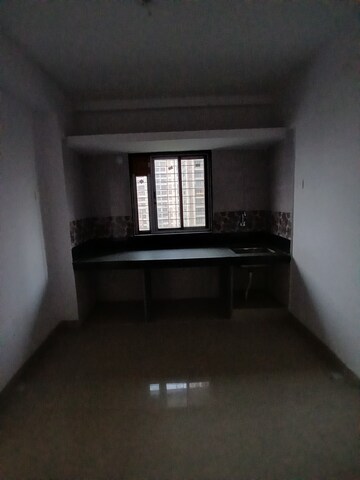 Room in 1 BHK Apartment at Vastukala Niwara CHS, Goregaon West – for Rent