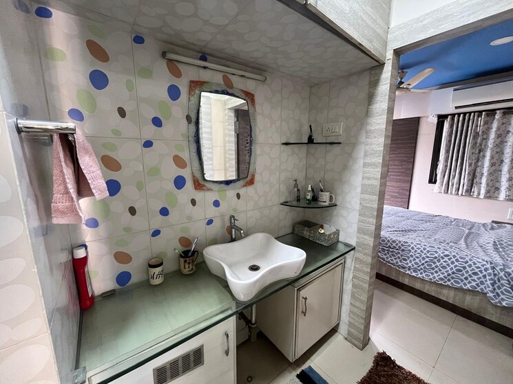 Bathroom, pride-dreams-paradise 3 Bedroom 1100 Sq.Ft. Apartment In Kolbad Thane 8819911