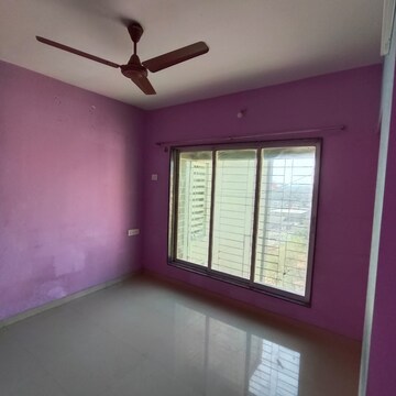 Room in 2 BHK Apartment at Pushakraj CHS, Mulund East – for Rent