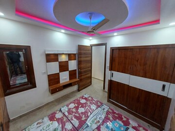 Bedroom in 3 BHK Builder Floor at Dwarka Mor – for Rent