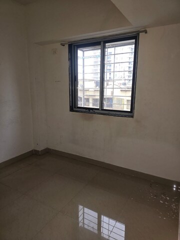 Room in 1 BHK Apartment at Kapil Vastu, Goregaon West – for Rent