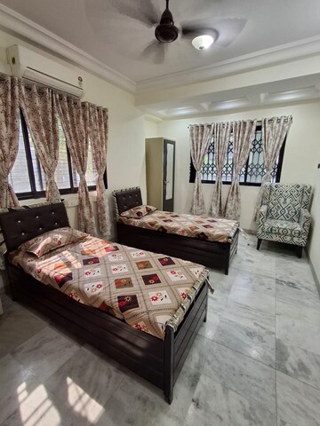 Bedroom in 2 BHK Builder Floor at Kanakia Spaces Sevens, Andheri East – for Rent