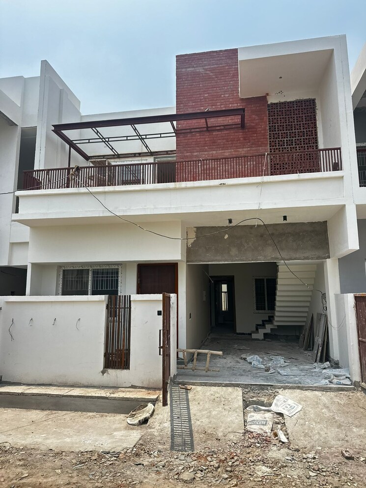 Exterior View, gomti nagar 3 Bedroom 2100 Sq.Ft. Villa In Gomti Nagar Lucknow 8820154
