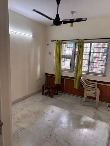 Room in 1 BHK Apartment at Kalpataru Shravasti, Malad West – for Rent
