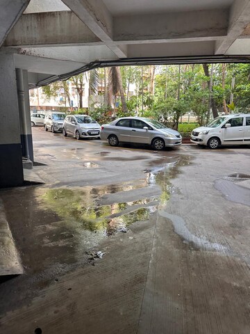 Parking in 1 BHK Apartment at Kalpataru Shravasti, Malad West – for Rent