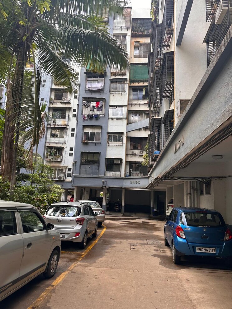  Parking, kalpataru-shravasti 1 Bedroom 322 Sq.Ft. Apartment In Malad West Mumbai 8820190
