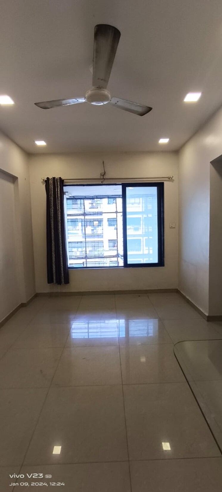 Room, bhanushanti-complex 1 Bedroom 400 Sq.Ft. Apartment In Malad East Mumbai 8820195