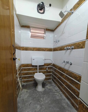 Staircase in 1.5 BHK Apartment at Asha Nirman, Keshtopur – for Rent