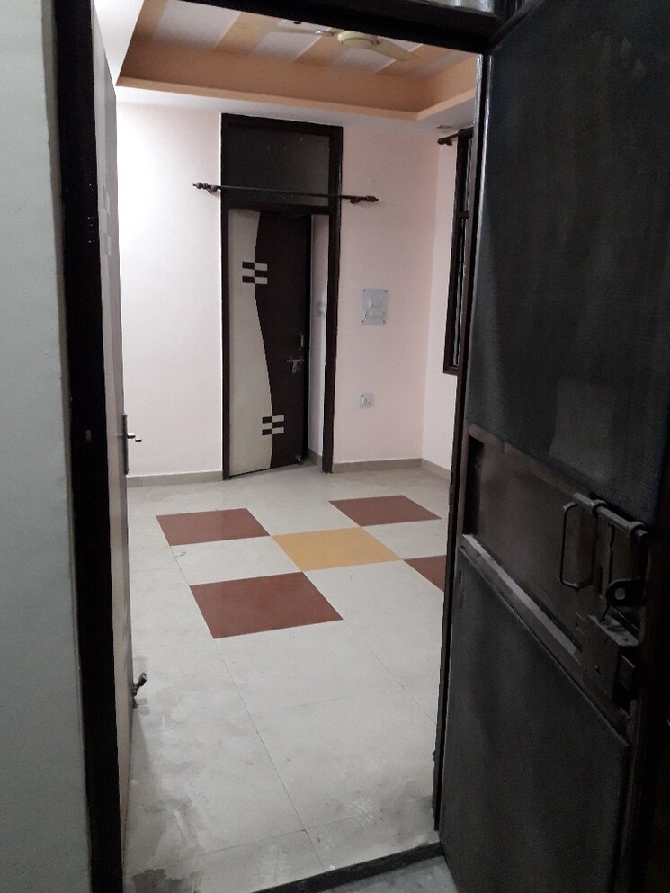 Bathroom, sai-enclave-niti-khand 1 Bedroom 600 Sq.Ft. Builder Floor In Niti Khand Ghaziabad 8820336