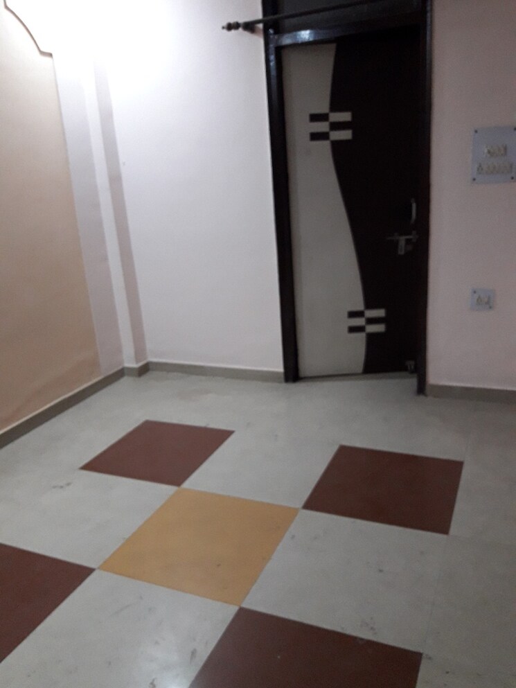 Room, sai-enclave-niti-khand 1 Bedroom 600 Sq.Ft. Builder Floor In Niti Khand Ghaziabad 8820336