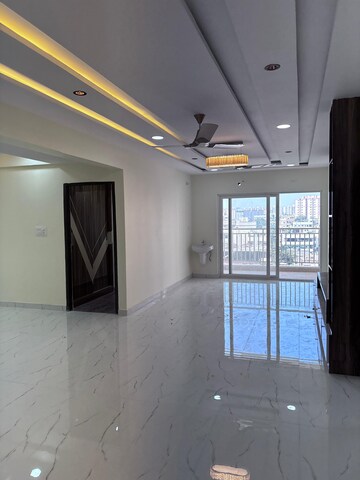 Room in 3 BHK Apartment at Greenmark Mayfair Apartments, Tellapur – for Rent