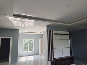 Room in 3 BHK Apartment at Mehli – for Sale