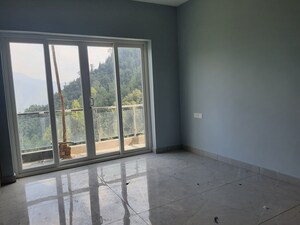 Room in 3 BHK Apartment at Mehli – for Sale