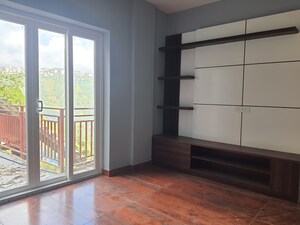 Room in 3 BHK Apartment at Mehli – for Sale