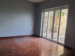 Room in 3 BHK Apartment at Mehli – for Sale