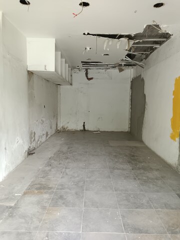  Shop For Rent in DLF The Shopping Mall, Sector 26a