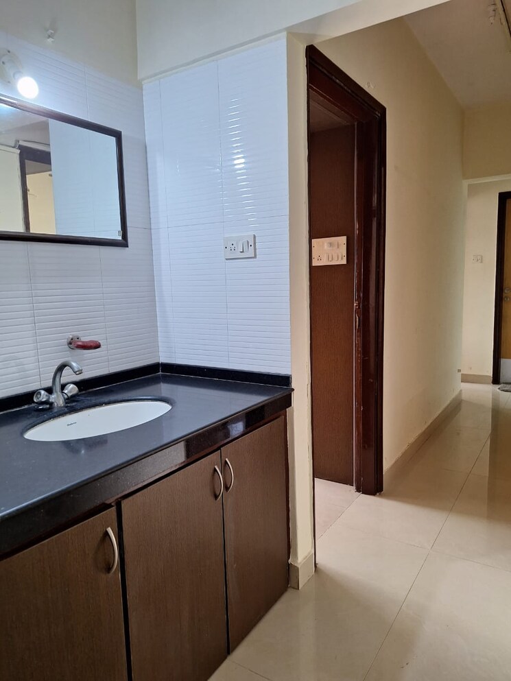 Kitchen, elco-residency 3 Bedroom 1700 Sq.Ft. Apartment In Bandra West Mumbai 8820417